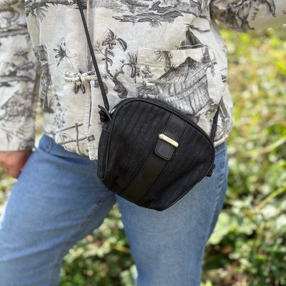 Vintage 80s Fendi Crossbody Mini Bag - Picture 1 of 16